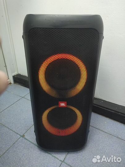 Портативная колонка JBL PartyBox 300