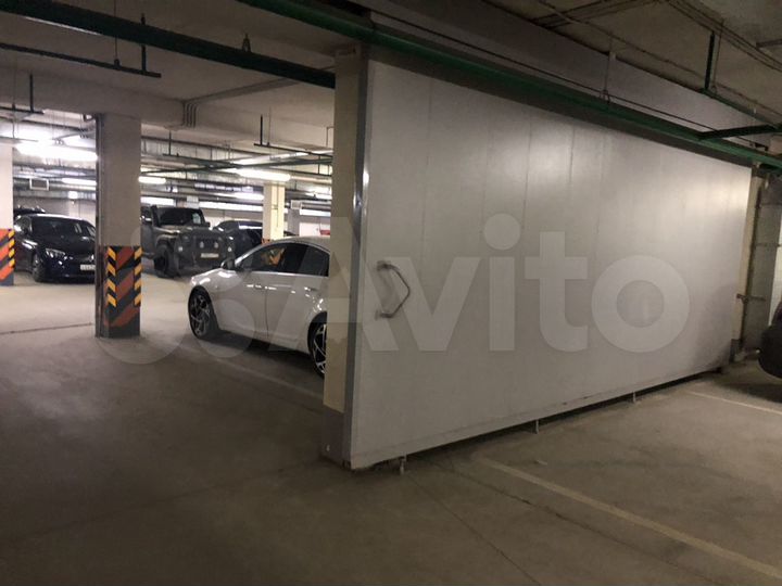 Машиноместо, 18 м²