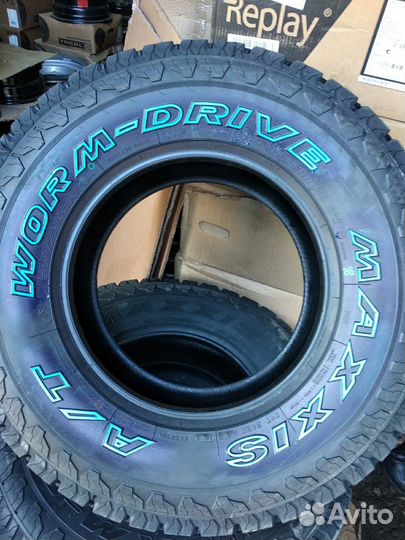 Maxxis AT-980E Worm-Drive 265/70 R16