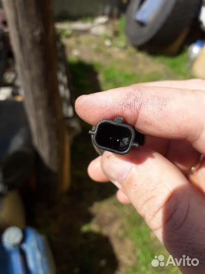 Датчик температуры охлаждающей жидкости