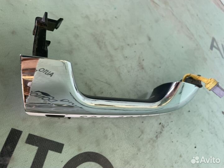 Ручка передняя правая kia sportage 4