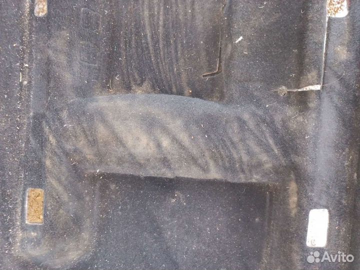 Ковёр салона Skoda Yeti 2011