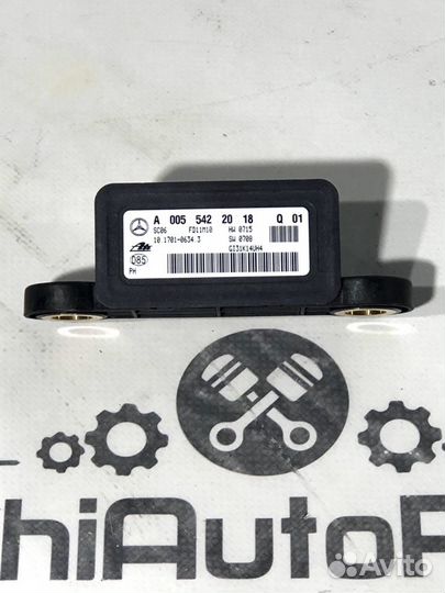 Датчик ускорения Mercedes GL W164