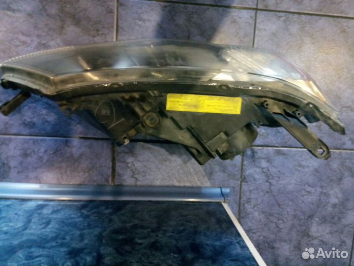 Фара правая оригинал в сборе с блоком розжига