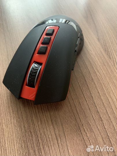 Беспроводная мышь Redragon Blade M692