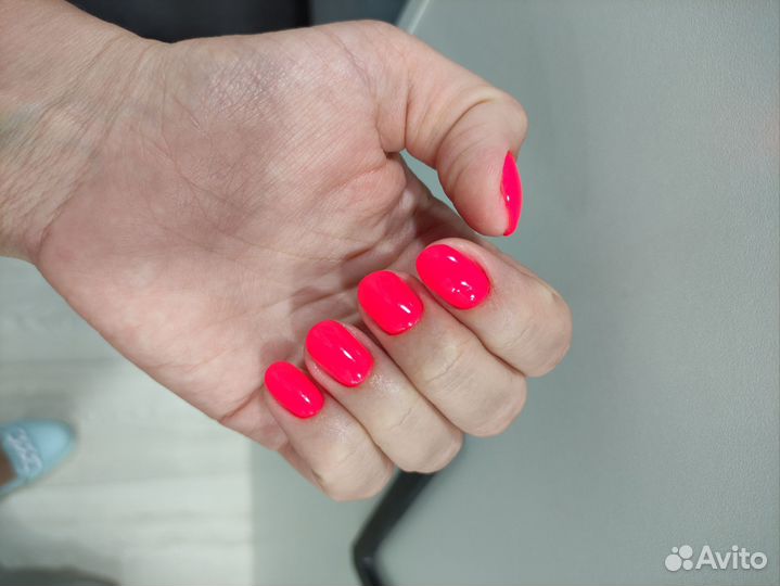 Модель на наращивание ногтей, маникюр