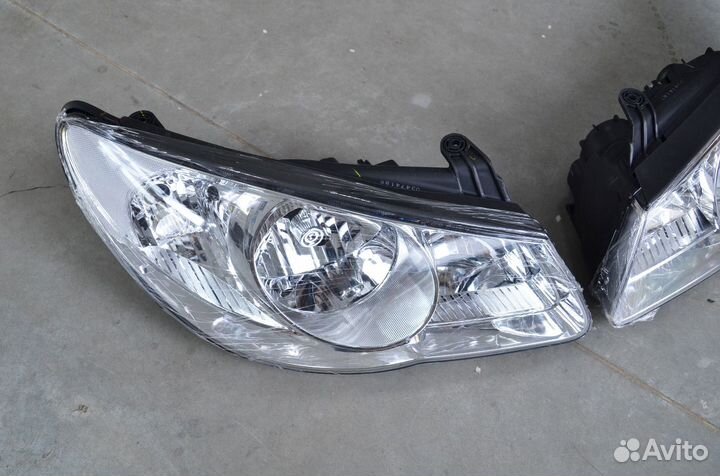 Новая фара передняя на Hyundai Elantra IV HD