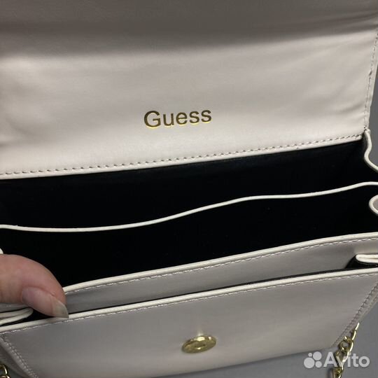 Новая сумка guess белая