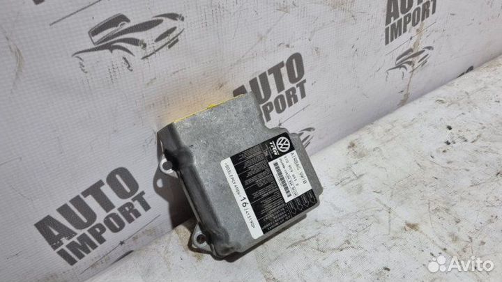 Блок SRS Airbag Skoda Superb 3T cdab 2013