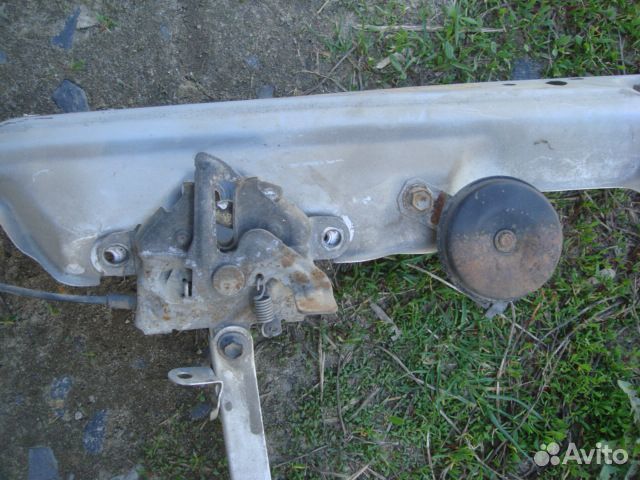 Витц Рамка радиатора Toyota Vitz 99-05