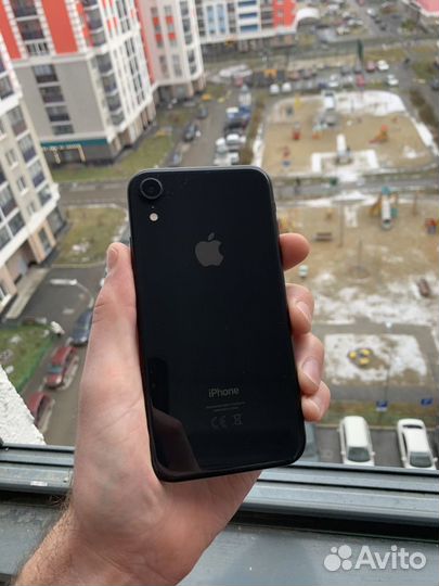 iPhone Xr, 64 ГБ