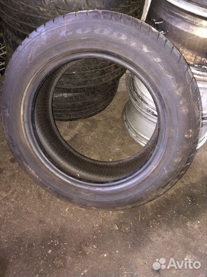 Bridgestone Blizzak DM-V1 205/60 R16