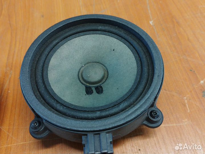 Колонка на дверь Мерседес спринтер 906