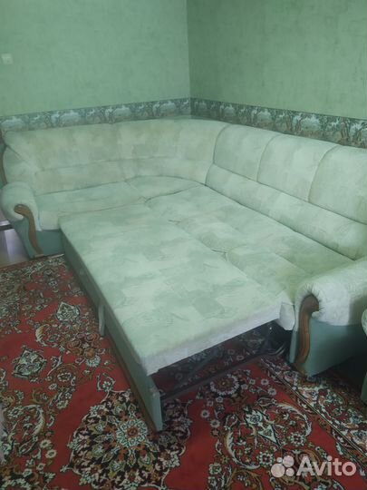 Угловой диван бу