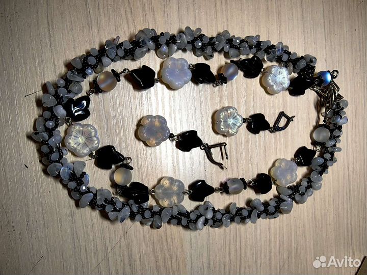 Комплект Колье ожерелье, серьги с лунным камнем