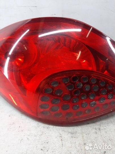 Фонарь задний левый Peugeot 207 хэтчбэк 5 дв. 1.4