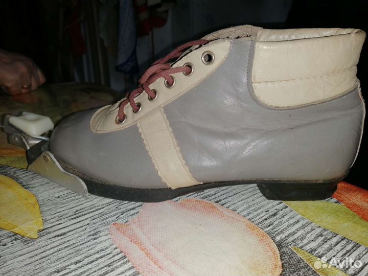 Лыжные ботинки р 38