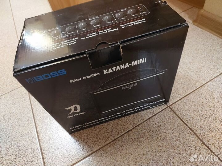 Boss katana mini