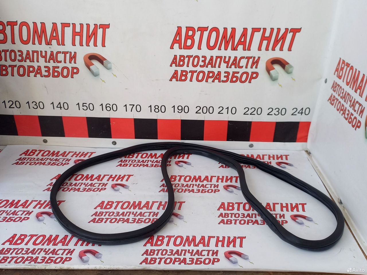 Уплотнитель двери передней правой Киа Селтос