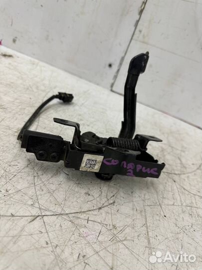 Замок капота Hyundai Solaris 2