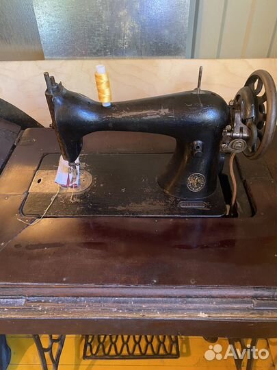 Швейная машинка зингер singer