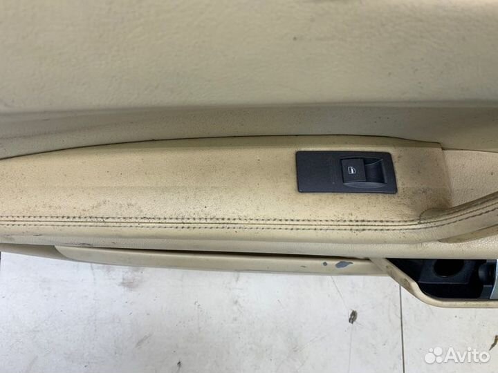 Обшивка двери задняя левая Volkswagen Phaeton BGH