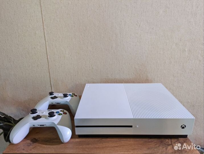 Xbox One s