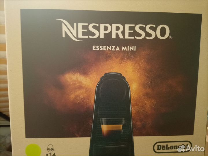DeLonghi Капсульная кофемашина Essenza Mini