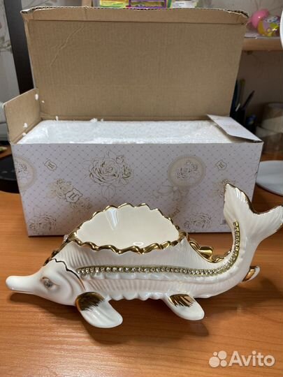 Икорница фарфоровая