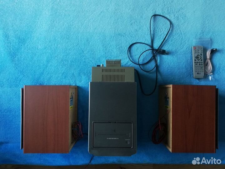 Музыкальный центр LG LX-U550 Micro Hi-Fi system