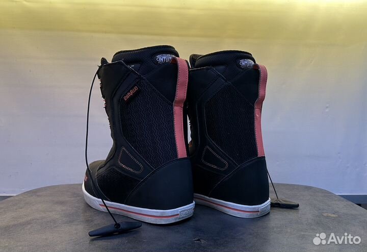 Сноубордические ботинки женские 38,5
