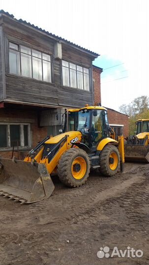 Машинист экскаватора погрузчика jcb