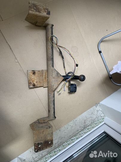 Фаркоп с ваз 2112