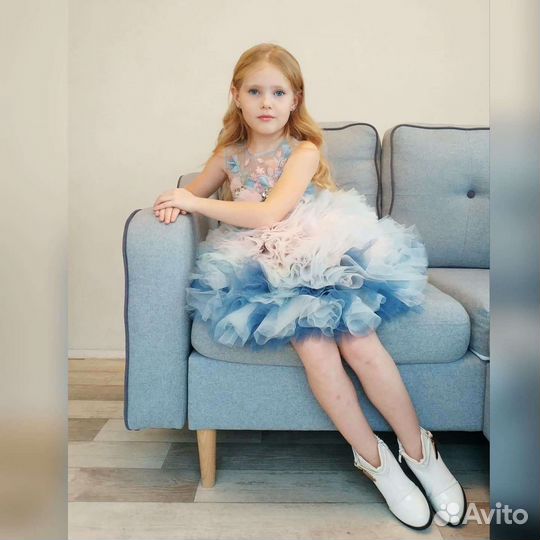 Нарядное платье