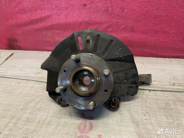 RIO 4 Solaris 2 Кулак Поворотный Правый