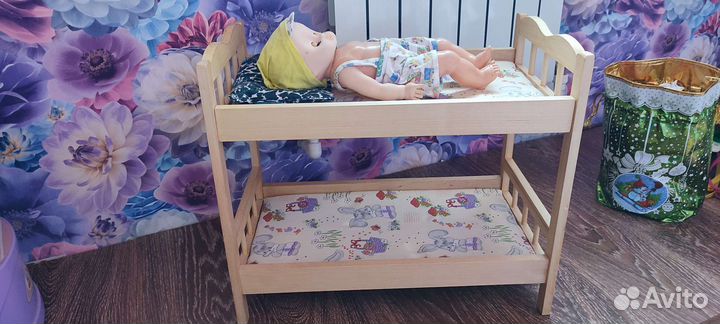 Кровать для кукол