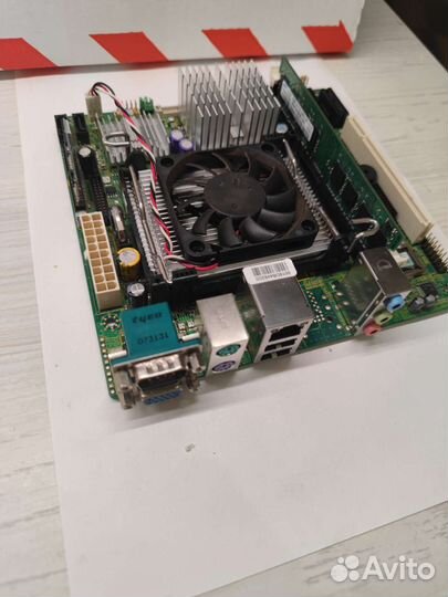 Материнская плата MS-9642 Mini-itx +проц и память