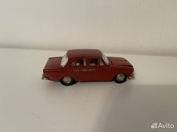 Модель автомобиля Москвич. СССР. Металл