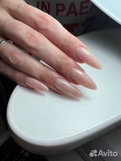 Маникюр, наращивание ногтей