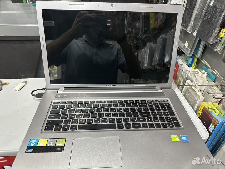Lenovo ideapad z710