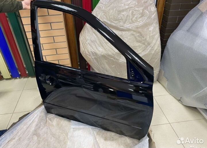 Дверь Лада Гранта калина крашенная все цвета