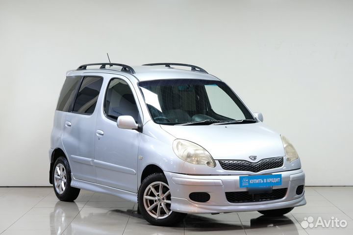 Toyota Funcargo, 2004