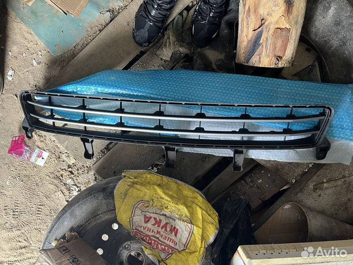 Решетка бампера lx570 с 12 по 15