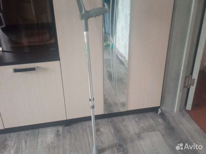 Костыль локтевой бу