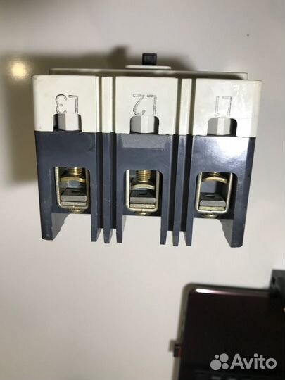 Выключатель Hmcp100R3C Cutler Hammer 100А Б/У 1 шт