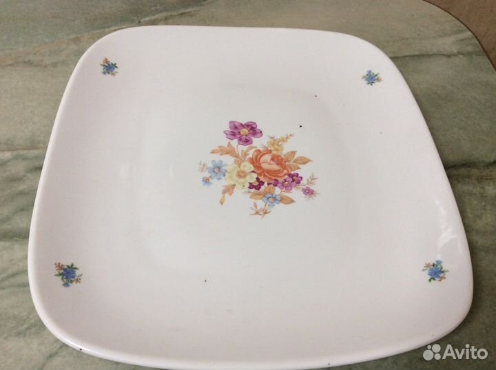 Набор столовой посуды