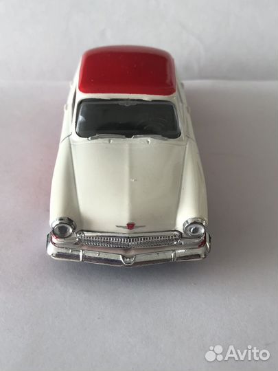 Модель 1:43 Волга газ-21