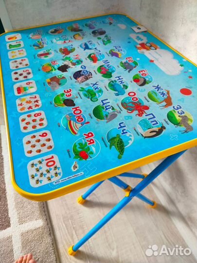 Детский стол и стул