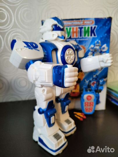 Интерактивный робот 