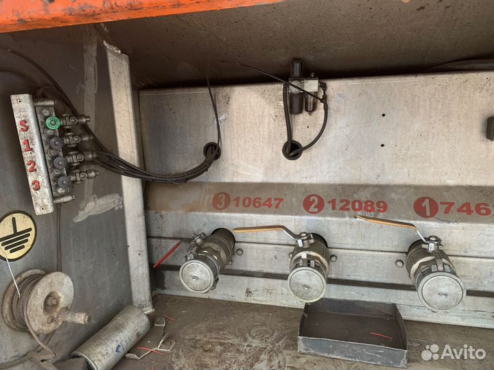 Полуприцеп бензовоз OKT Trailer Dors T1V2S, 2012